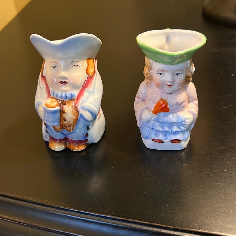 Vintage Moriyama Colonial Man and Lady Creamer Made in Japan
